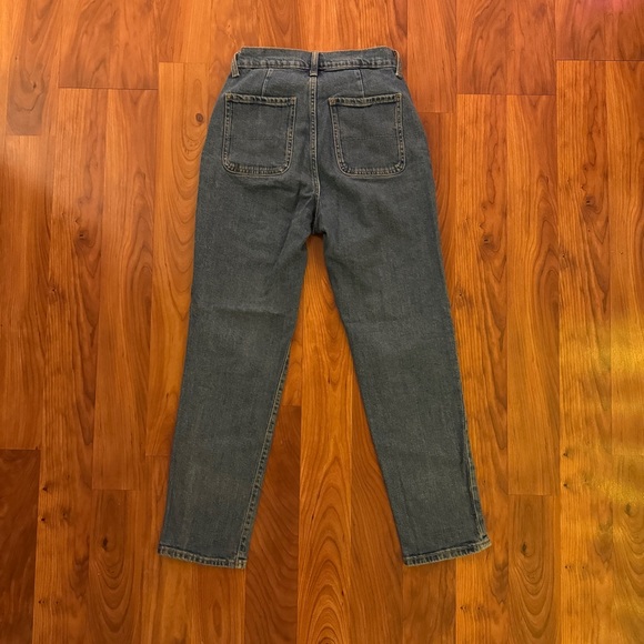 Old Navy Sky High Straight Leg Jeans Size 2 - Picture 9 of 9